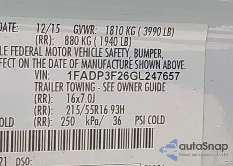 2016 Ford Focus Se z USA, uszkodzony, nr VIN 1FADP3F26GL247657